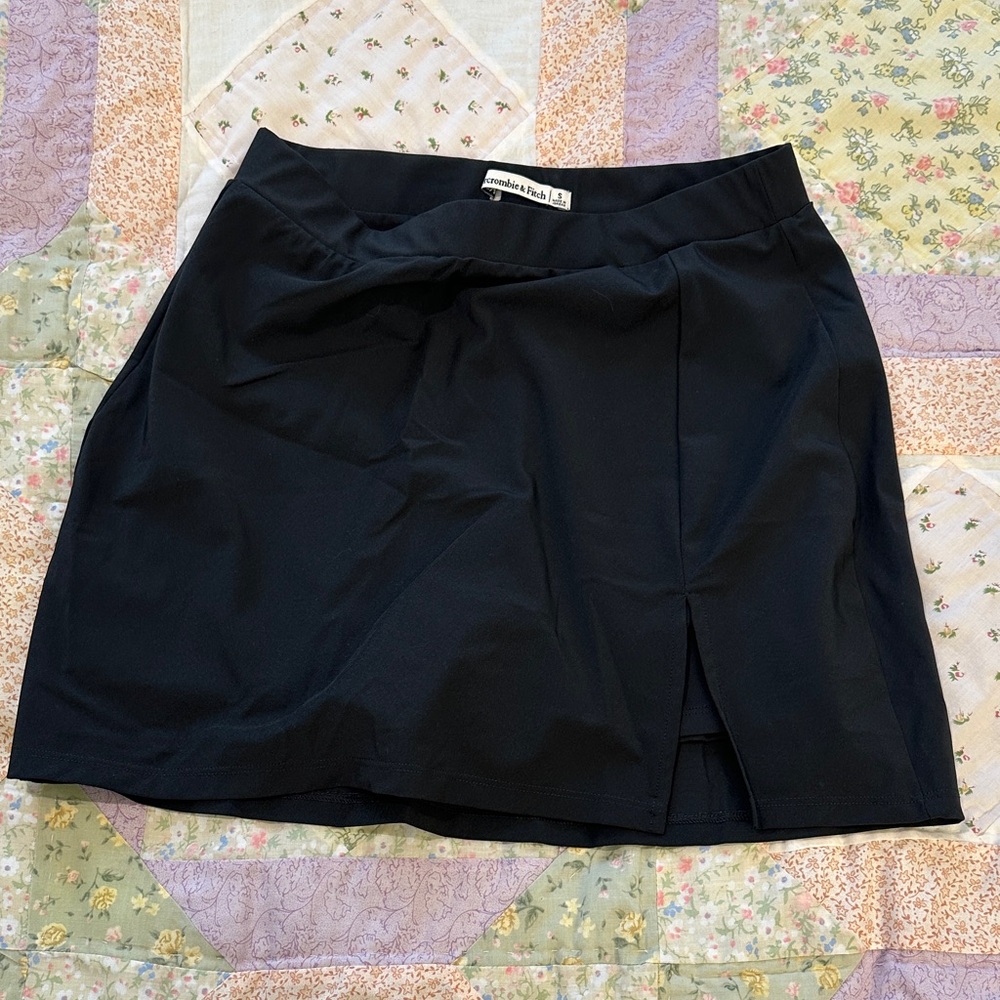 Abercrombie & Fitch black Mini Skirt